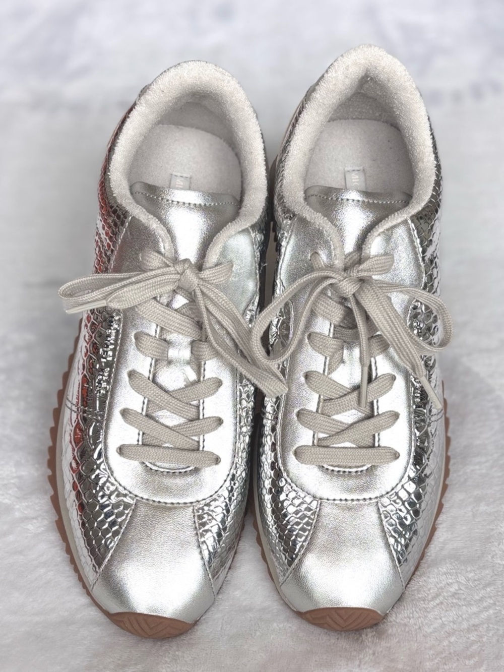 MICHAEL KORS Rhodes Leather Lace Up Metallic Silver Sneaker--NEW--9 - Picture 2 of 15